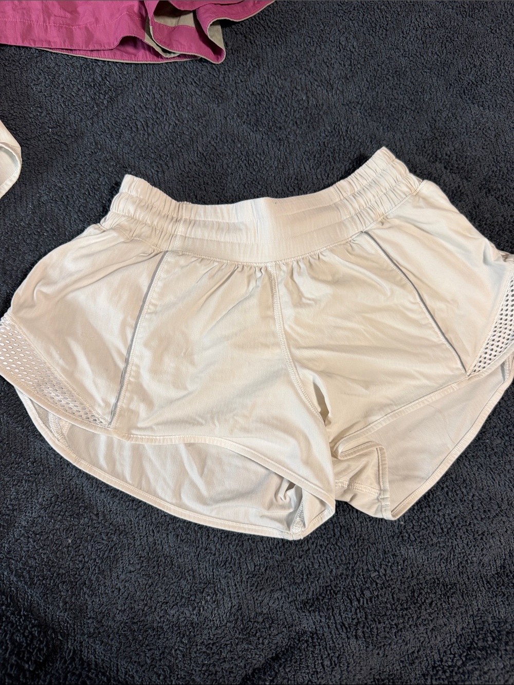 Lululemon shorts bundle of 3 size 4 - Picture 2 of 5